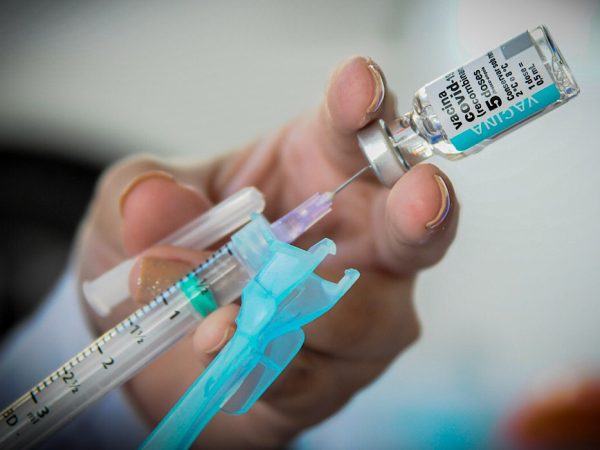 Saúde vai realizar vacinação contra a Covid-19, primeira dose, em oito pontos da cidade. — Foto: Geovana Albuquerque/Agência Saúde-DF