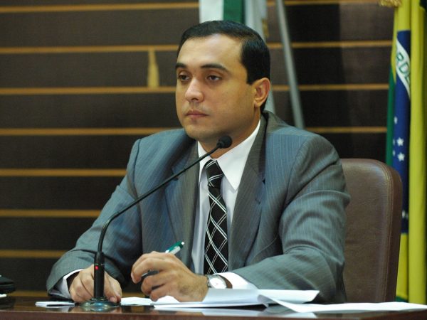 Presidente em exercício da Câmara de Natal, Ney Lopes Júnior – Foto: Elpídio Júnior