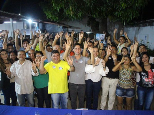 Rafael Motta, candidato à reeleição pelo PSB, visitou as cidades de Assu e Afonso Bezerra nesta quarta (19) (Foto: Divulgação)