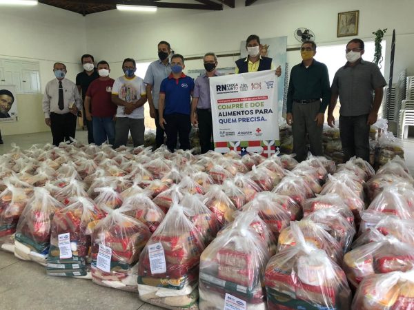 No geral, a campanha natalina do Governo do Estado/ASSURN arrecadou 47 toneladas de alimentos — Foto: Divulgação.