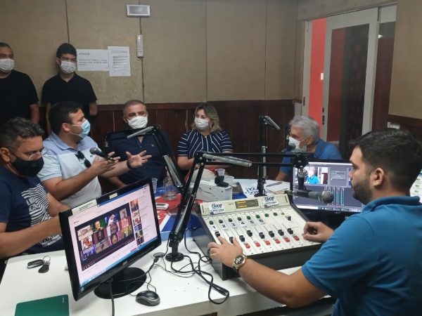 Mesa Redonda teve debate movimentado neste sábado (3) na Rádio Caicó AM. — Foto: Divulgação