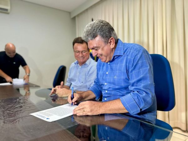 Prefeito de Cruzeta assume o cargo com energia para seguir com o trabalho em prol dos municípios associados. — Foto: Divulgação