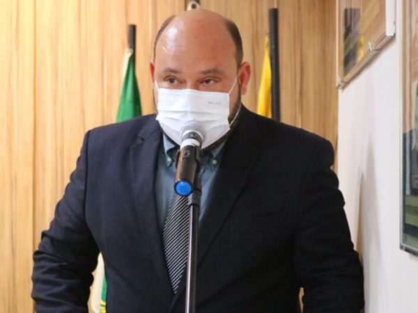 Wilsinho ficará no cargo até que novas eleições sejam ocorram no município. — Foto: Reprodução