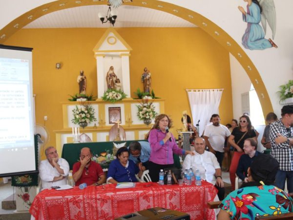 Senadora estava acompanhada da governadora Fátima Bezerra, do senador Jean Paul Prates e do Padre Ivanoff, representante da Diocese — Foto: Divulgação