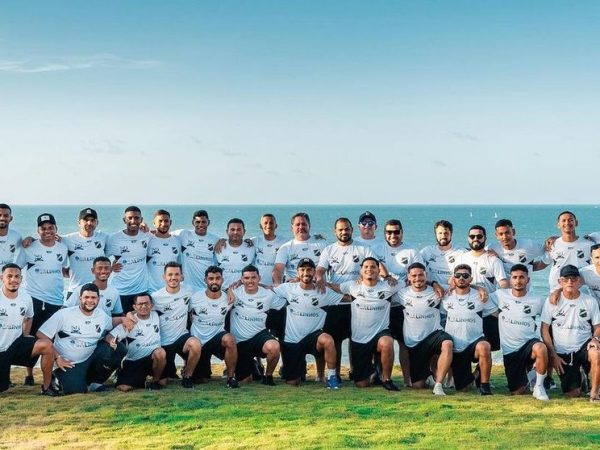 Grupo do ABC Galinhos pronto para a Copa do Nordeste de beach soccer em Fortaleza. — Foto: Divulgação