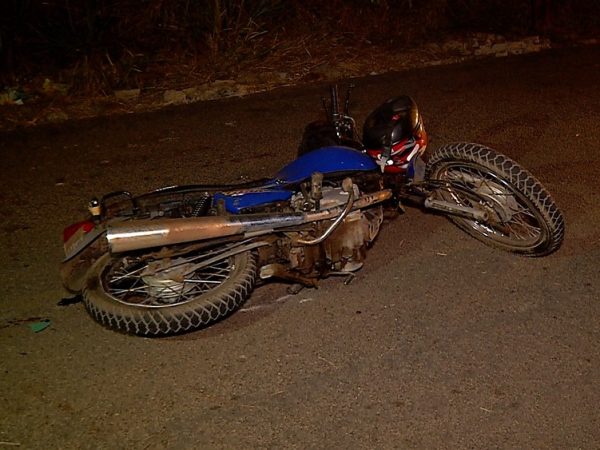 Homem morre depois de bater bicicleta de frente com moto na Grande Natal — Foto: Reprodução/Inter TV Cabugi