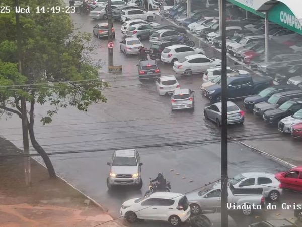 Alagamento no Viaduto do Cristo, em João Pessoa — Foto: Reprodução/Semob-JP