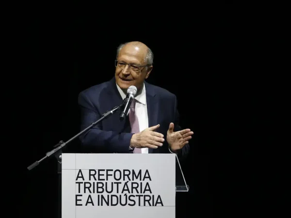 São Paulo (SP) 29/04/2024 - São Paulo 29/04/2024  A Reforma Tributaria e a Industria- Os Desafios da Regulamentação na sede da FIESP . Vice-presidente Geraldo Alckmin, durante abertura do Lançamento do Observatório da Reforma Tributária.Foto Paulo Pinto/Agencia Brasil

Foto: Paulo Pinto/Agência Brasil