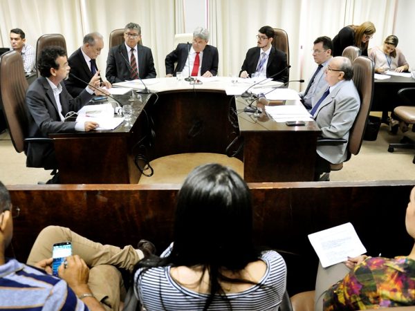 Reunião da Comissão de Finanças e Fiscalização (CFF) (Foto: Eduardo Maia)