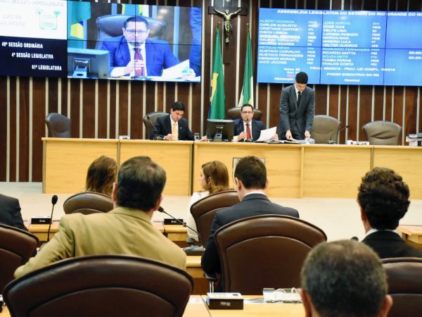 Deputados no plenário da Assembleia Legislativa do RN (Foto: João Gilberto)