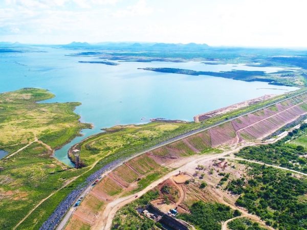 A barragem Armando Ribeiro Gonçalves acumula 1.463.556.090 m³, que correspondem a 61,67% da sua capacidade total que é de 2,4 bilhões de metros cúbicos — Foto: Bruno Andrade