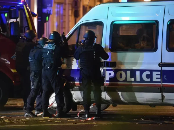Policiais em Paris