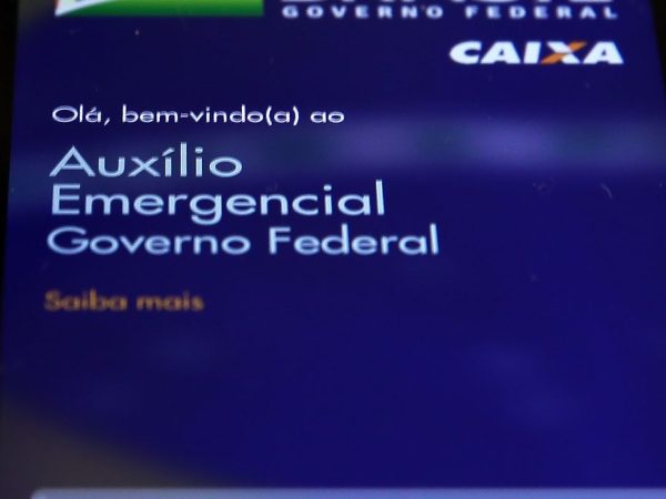 Banco conclui pagamento da segunda parcela a informais. — Foto: © Marcello Casal Jr/Agência Brasil