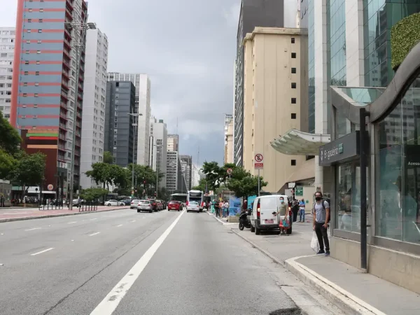 Avenida Paulista completa 129 anos.