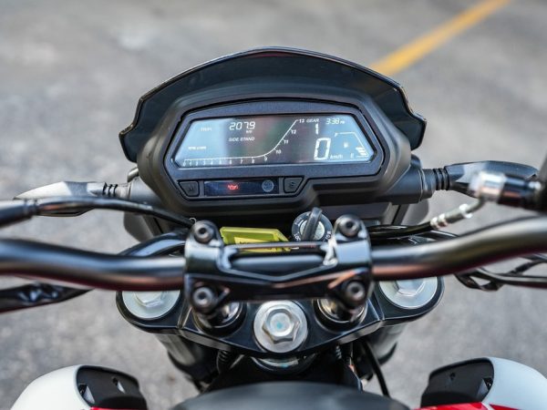Bajaj Dominar 250 — Foto: g1 | Fábio Tito