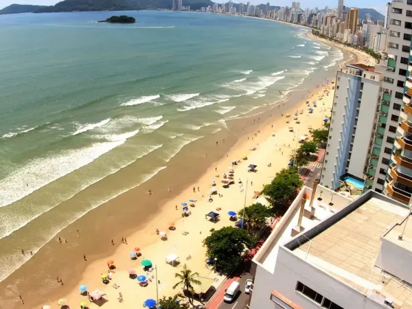 Balneário Camboriú é um exemplo de município que tem economia pujante e boa gestão dos recursos