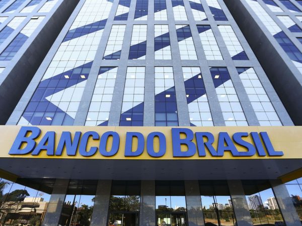 Sistema de cobrança bancária por chat é pioneiro no Brasil. — Foto: © Marcelo Camargo/Agência Brasil