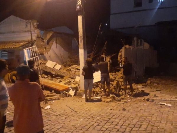 Bandidos explodiram agência bancária na Paraíba — Foto: Reprodução/WhatsApp