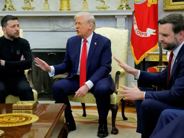 Zelenskiy se reúne com Trump e JD Vance na Casa Branca
28/02/2025
REUTERS/Brian Snyder