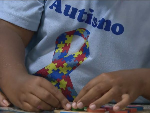 Justiça mantém redução de jornada em 50% para servidor de Mossoró que cuida de filho com autismo — Foto: Reprodução/TV Globo