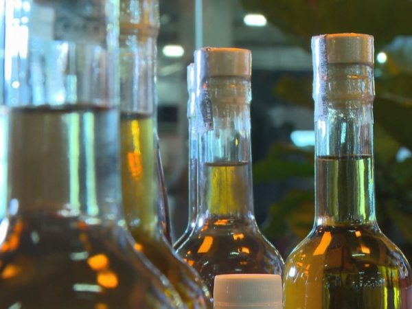 Intoxicação normalmente é associada ao consumo de bebidas alcoólicas adulteradas. — Foto: Reprodução/ TV Globo