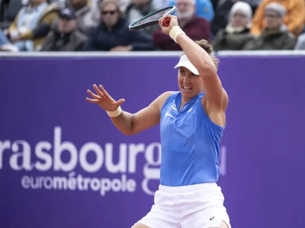 Bia Haddad vence de virada Emma Navarro, número 9 do mundo, e avança às quartas do WTA 500 de Estrasburgo - em 22/05/2025