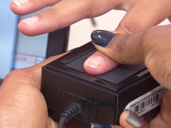 Biometria revisional do TRE-RN chega a mais quatro cidades na terça (26) (Foto: Reprodução/TV Santa Cruz)