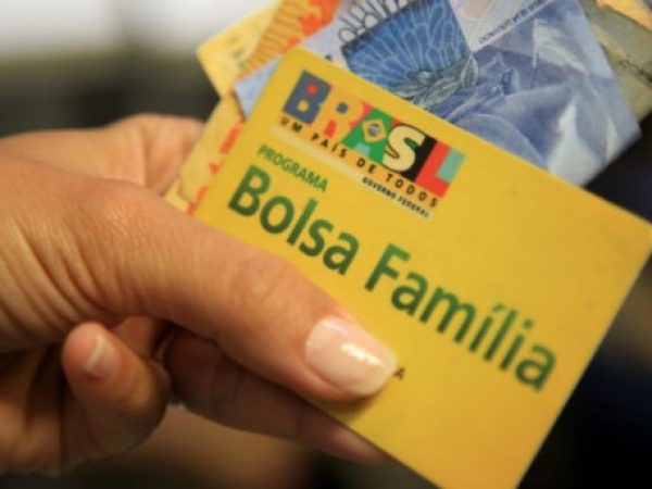 Governo começa atualização do cadastro dos beneficiários e a meta é concluir até dezembro. — Foto: Agência Brasil