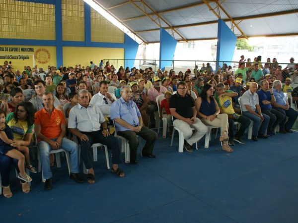 Garibaldi parabenizou os empreendedores pelo evento e a parceria da prefeitura com o setor privado (Foto: Divulgação)