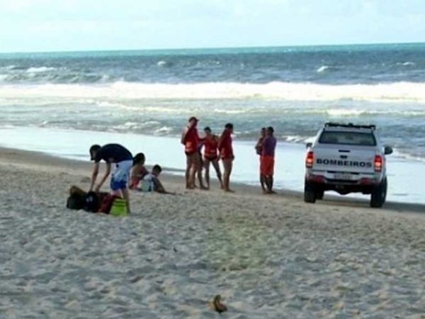Menina de 3 anos foi atropelada neste domingo (1º) na Praia de Icapuí  — Foto: Fim da Linha