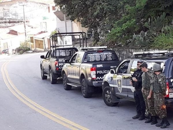 Força-tarefa é realizada por militares do Exército e da Polícia Militar, em conjunto com a Polícia Civil — Foto: Klênyo Galvão/Inter TV Cabugi