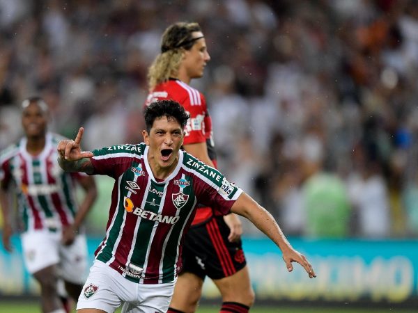 Cano, do Fluminense, comemora após marcar na final do Campeonato Carioca, contra o Fla. — Foto: Thiago Ribeiro/AGIF