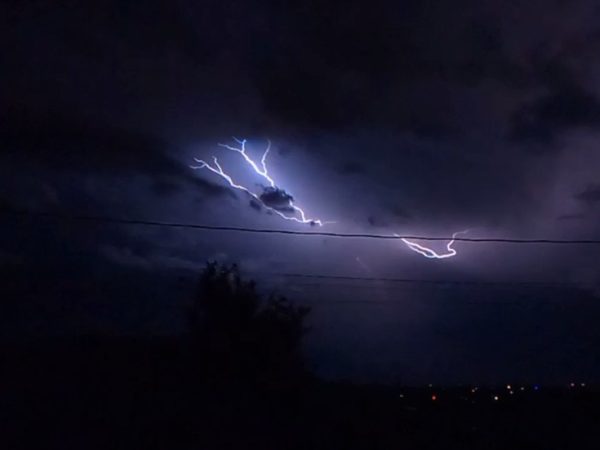 Tempestade de raios — Foto: Rayza Ribas/Aplicativo VC na RPC