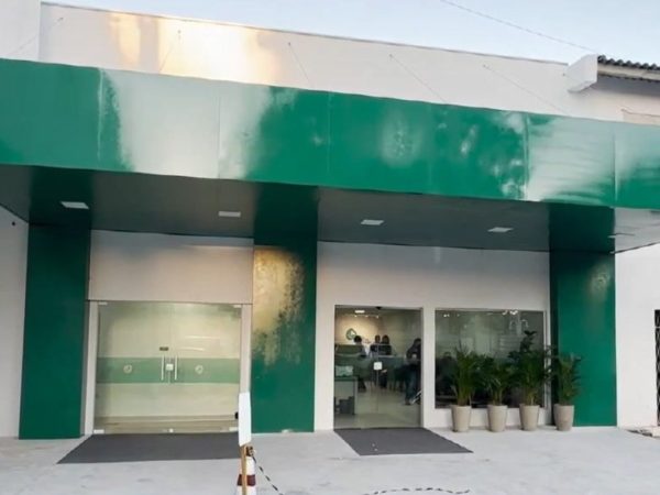 Unidade da Liga Contra o Câncer em Natal: local foi autorizado pelo Ministério da Saúde para realizar transplantes — Foto: Reprodução/Inter TV Cabugi