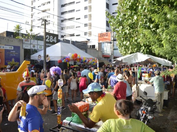 Ambulantes precisam de cadastro para trabalhar nos polos do Carnaval de Natal — Foto: Divulgação/Secom/Arquivo