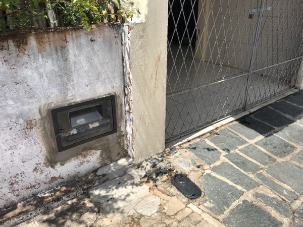 Crime aconteceu na manhã desta quarta (8), na frente da casa da vítima, no bairro de Capim Macio, na Zona Sul de Natal (Foto: Kleber Teixeira/Inter TV Cabugi)