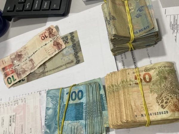 Dinheiro apreendido na Operação Conto da Sorte, deflagrada em PE, em SP e no CE — Foto: MPRN/Divulgação