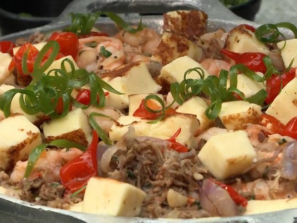Aprenda a fazer camarão nordestino no Chef JPB — Foto: TV Cabo Branco/reprodução