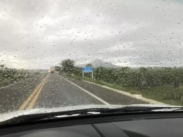 Nesse tipo de alerta, as chuvas podem ser de 20 a 30 mm/h ou até 50 mm por dia. — Foto: Divulgação