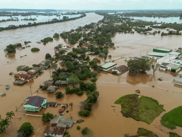 FILE PHOTO: An aerial view shows damage and floods after a cyclone hit southern towns, in Venancio Aires, Rio Grande do Sul state, Brazil September 5, 2023. REUTERS/Diego Vara/File Photo
