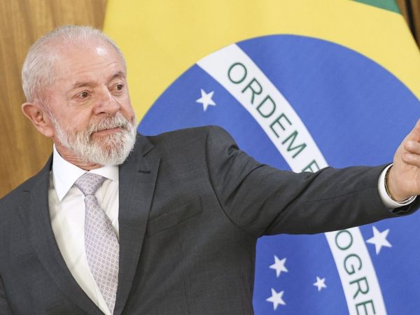 Brasília (DF), 19/02/2025 - O presidente Luiz Inácio Lula da Silva durante entrevista coletiva e cerimônia de assinatura de acordos com Portugal nos setores de saúde, ciência e tecnologia e segurança pública. Foto: Marcelo Camargo/Agência Brasil