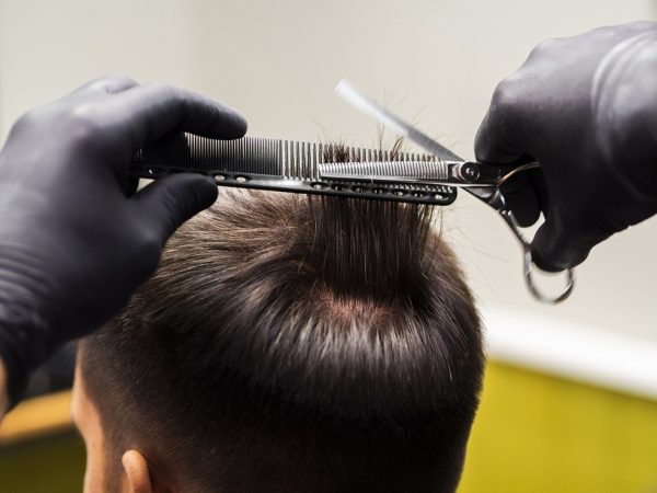 Curso de cabelereiro é um dos oferecisdos pela Semtas — Foto: Freepik