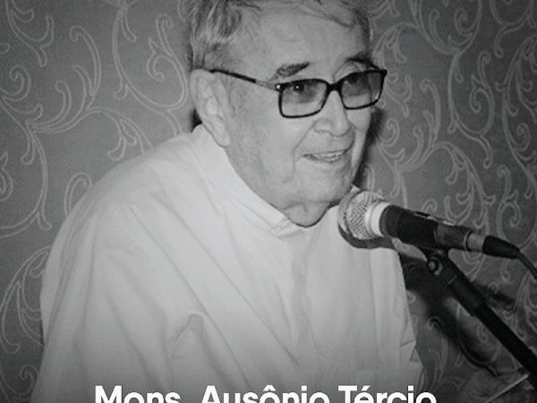 Monsenhor Tércio Araújo faleceu neste sábado (9) em Natal. — Foto: Reprodução