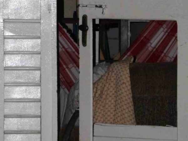 Criminosos quebraram porta e mataram Laércio Martins da Silva enquanto dormia, em Mossoró (Foto: Marcelino Neto/O Câmera)
