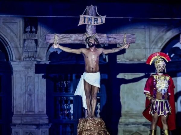 Paixão de Cristo em João Pessoa acontece no adro do Centro Cultural São Francisco — Foto: Daniel Silva/PMJP