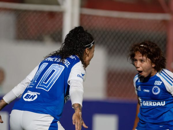Brasília (DF) 21/03/2025 - Cruzeiro bate o Grêmio em jogaço de sete gols em Nova Lima
Duelo com virada, duas expulsões e três pênaltis foi decidido apenas nos acréscimos
Foto: Alessandra Torres/Divulgação