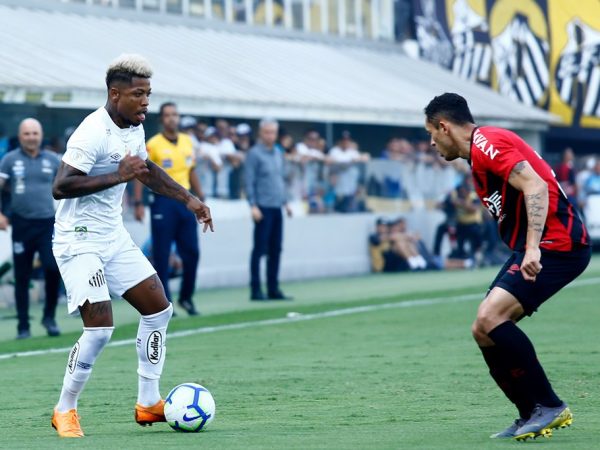 Com o empate, o Alvinegro fica com 37, ainda em segundo, e a dois pontos do líder Flamengo — Foto: Luis Moura / WPP