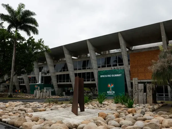 Rio de Janeiro (RJ), 03/07/2025 – O Museu de Arte Moderna (MAM) sendo preparado para receber a Cúpula do Brics. Foto: Fernando Frazão/Agência Brasil