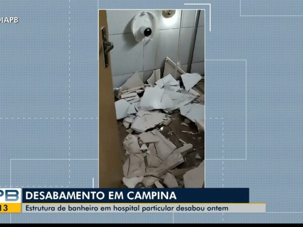 Gesso de teto em hospital de Campina Grande — Foto: TV Cabo Branco/Reprodução