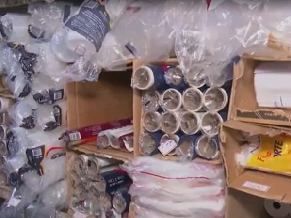 Aumento no preço dos descartáveis pode estar relacionado à guerra no Oriente Médio — Foto: Reprodução/TV Cabo Branco